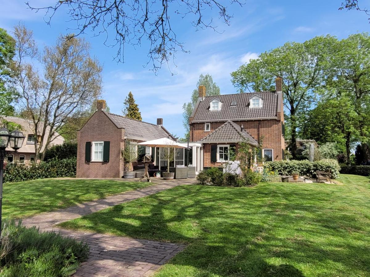 B&B Villa Giethoorn - Canalview, Privacy & Parking Εξωτερικό φωτογραφία